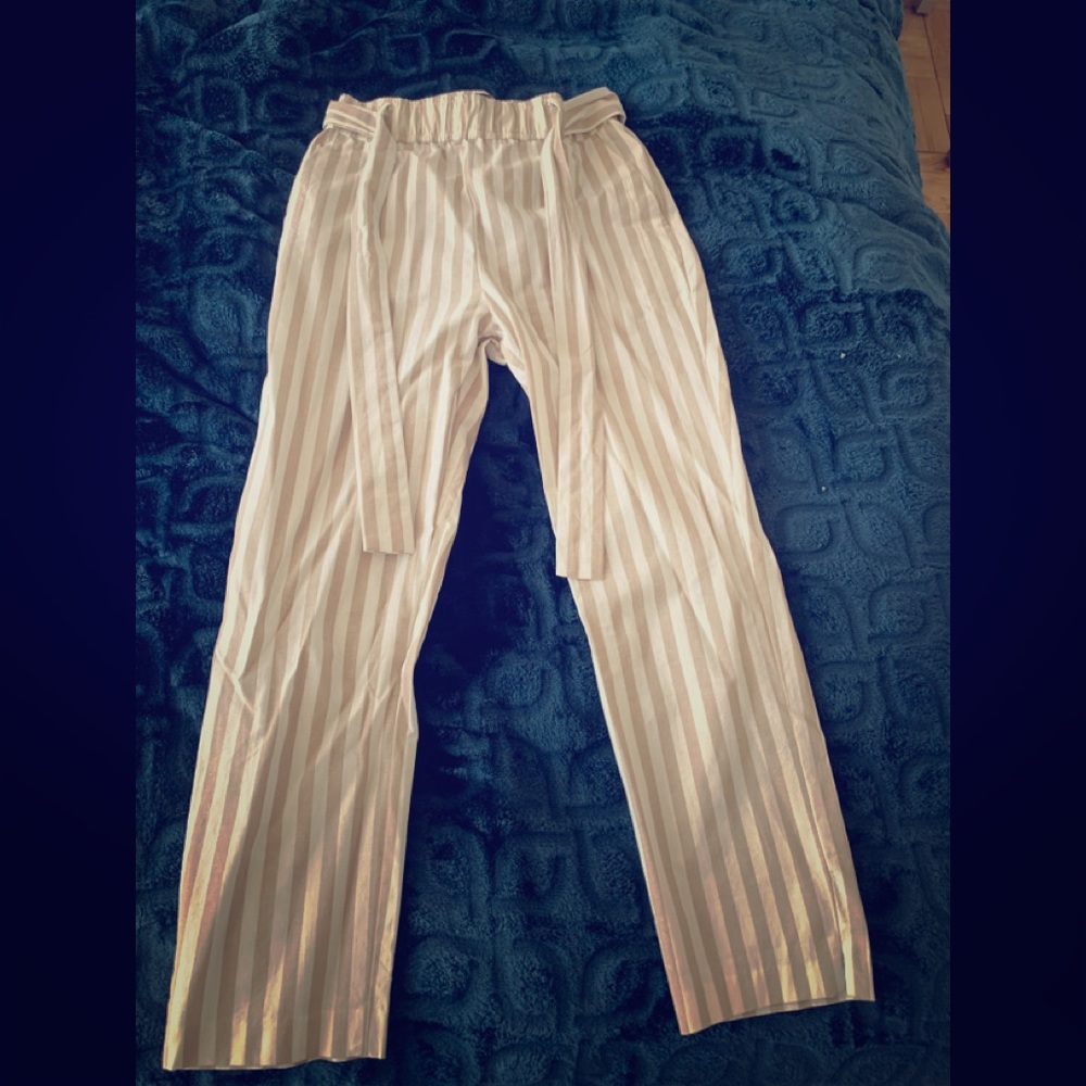 Loose pants